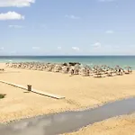 Bright 2br With Private Balcony - Beach, By Hopstays شقة البوفيرا