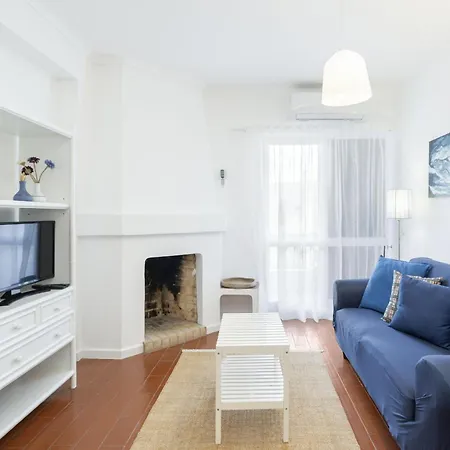 Bright 2br With Private Balcony - Beach, By Hopstays Albufeira